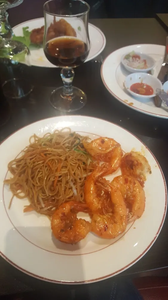 Nouilles Sautées Légumes Et Crevettes